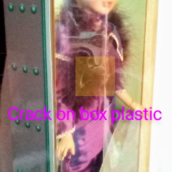 💜 Vintage Birthstone Collection Porcelain HandCrafted Doll (Amethyst) Febuary - Picture 7 of 16